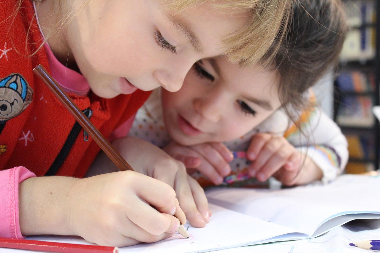 Forte hausse pour les allocations de rentrée scolaire